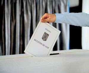 AEP neagă acuzaţiile de fraudă la prezidenţiale